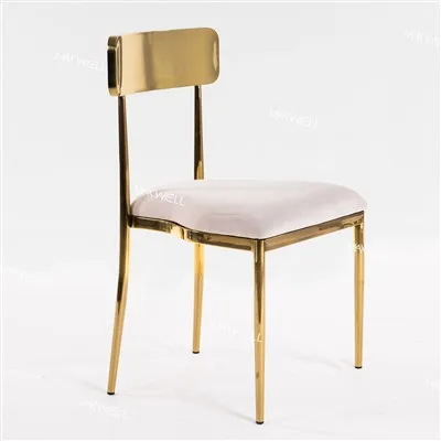 Chaises de mariage en métal